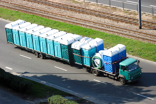 Porta potty delivery and setup in Chilton, WI